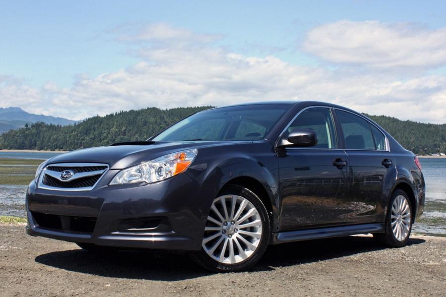  Subaru Legacy 2.5GT 2010 года  (фото 69 из 82)
